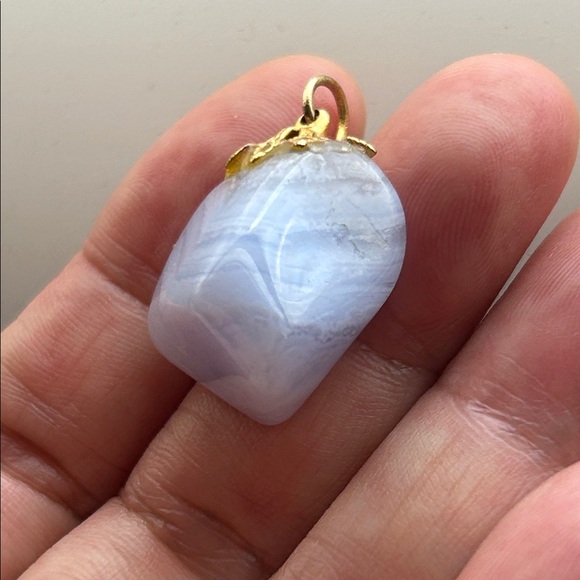 🖤Vintage Blue Lace Agate Pendant - Picture 3 of 11